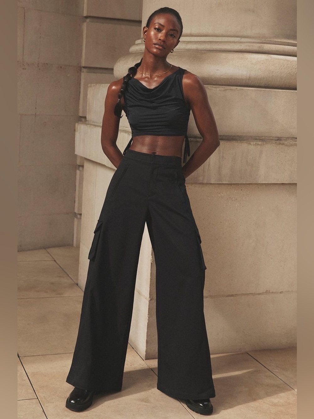 ALO Yoga Show Off Wide-Leg Cargo Pants